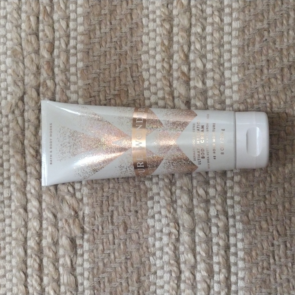 🌿 Bath & Body Works Pure Wonder Body Cream